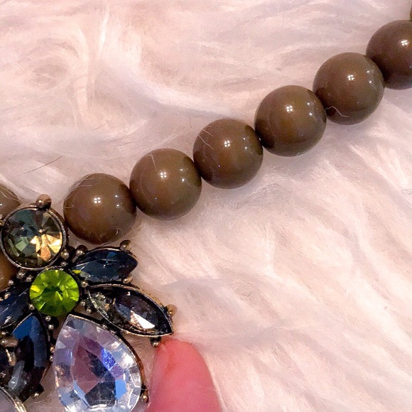 Charming Charlie Necklace Green Beaded Statement - Picture 3 of 4